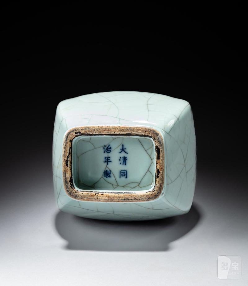 清同治 仿官釉貫耳方壺 《大清同治年製》款 - 图5